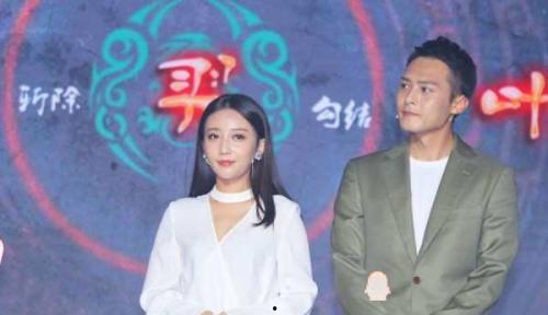 为了吃瓜进入娱乐圈