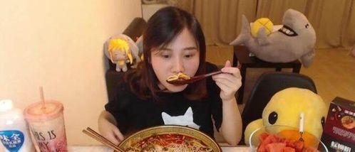 娱乐吃瓜君陶白白,陶白白带你领略娱乐圈的“瓜田”盛景